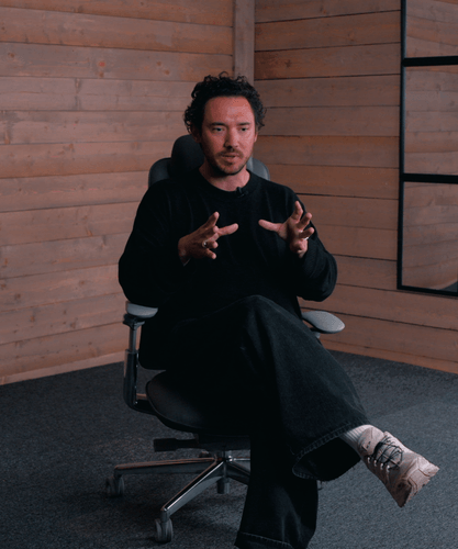 데드우드 CEO 펠릭스 폰 바더가 미지의 세계로 과감하게 뛰어든 이유 - SIDIZ