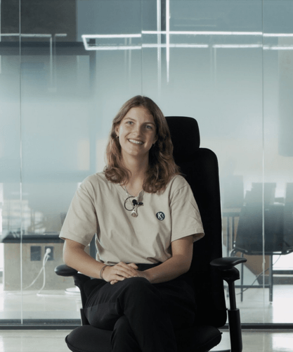 코랄로 CEO 시나가 FC 바이에른 뮌헨의 여자축구 선수 대신 스타트업의 길을 선택한 이유 - SIDIZ